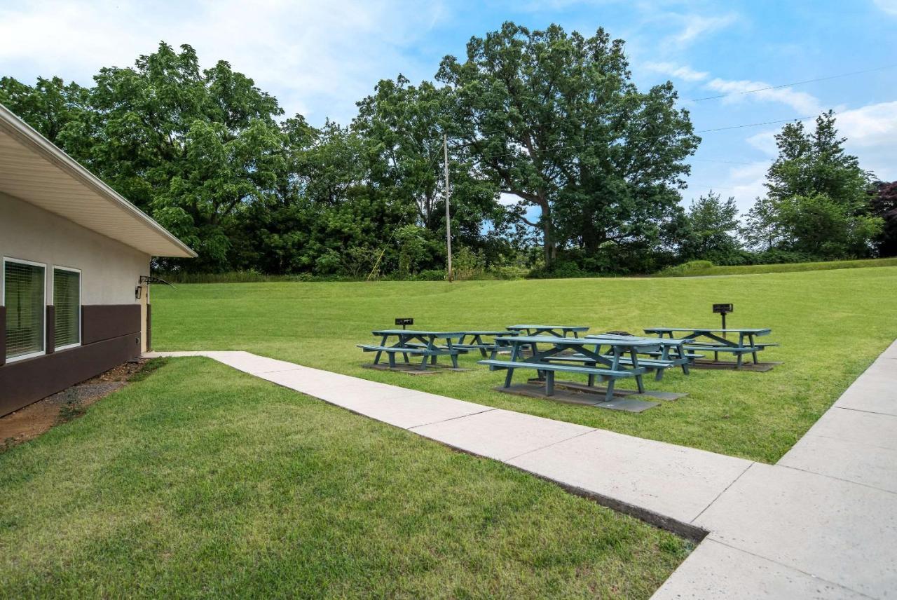 Quality Inn & Suites Chambersburg Dış mekan fotoğraf