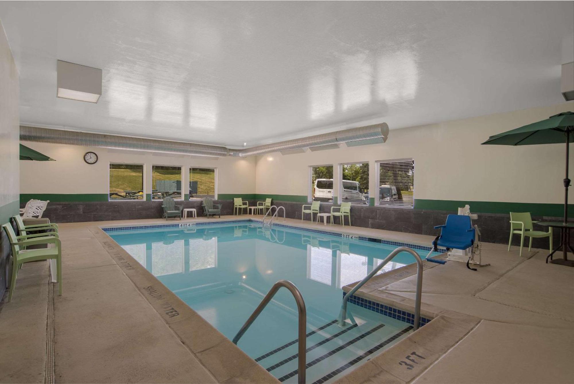 Quality Inn & Suites Chambersburg Dış mekan fotoğraf